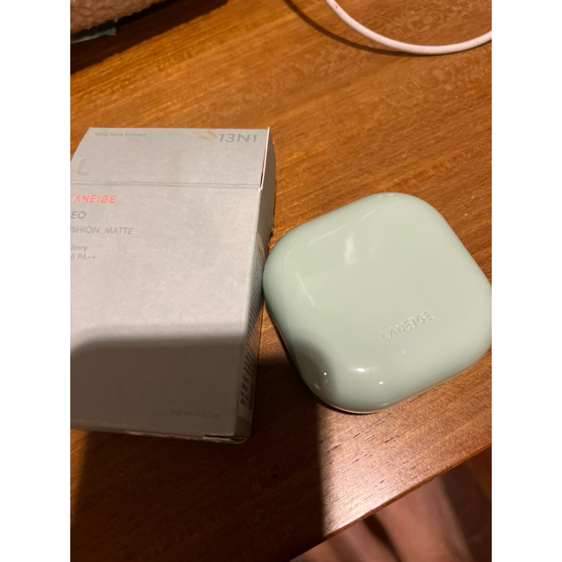 Preloved Laneige NEO Cushion Matte Shade 13N Ivory