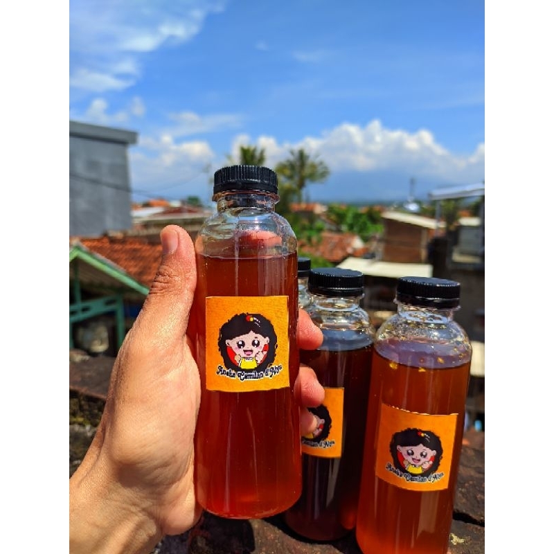 

MADU KUNING ASLI DARI GARUT 300Gram