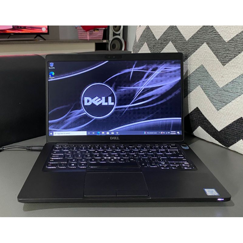 Laptop Dell latitude 5400 core i5 gen8 siap pakai banyak bonus