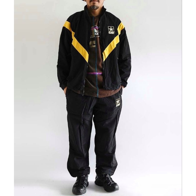US Army APFU (Army Physical Fitness Uniform) Windbreaker Jacket