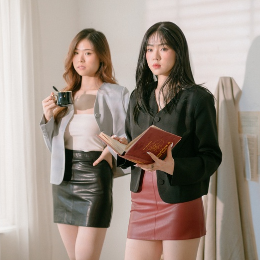 Megan Blazer / Korean Blazer Wanita / Crop Semi Formal Casual Blazer / Outer Crop Blazer Lengan Panj