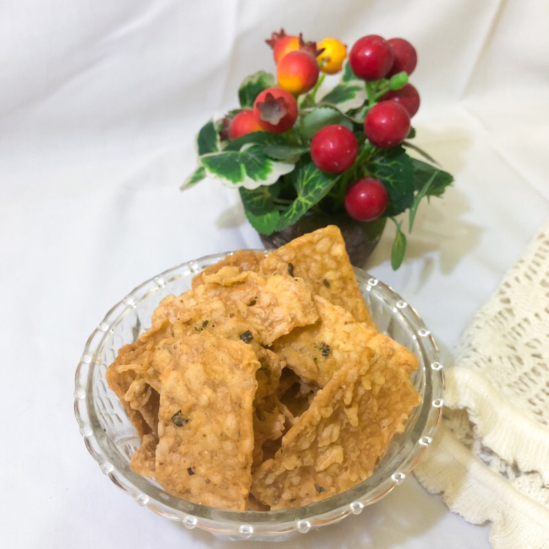 

Keripik Tempe Krispi Renyah Gurih Homemade Snack Kiloan 100gr/250gr