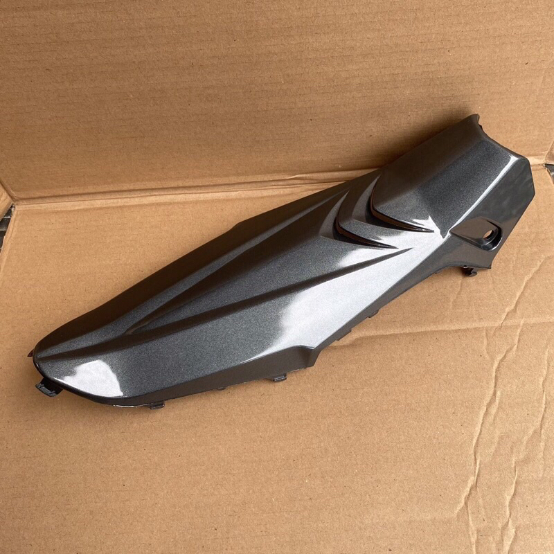 Cover body legshield tengah suzuki satria fu facelift satria new abu abu