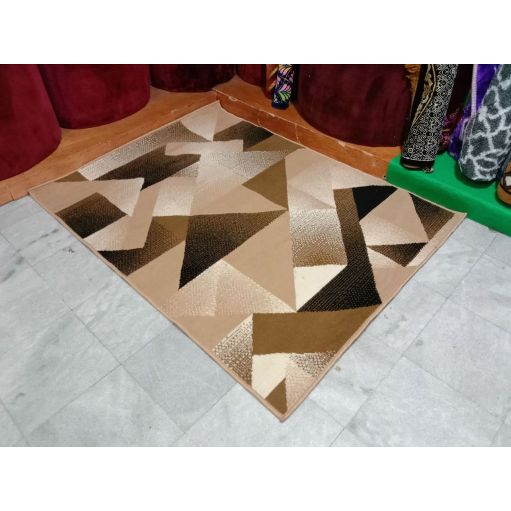 Karpet Permadani Ukuran 3x4 (160 x 210 cm)