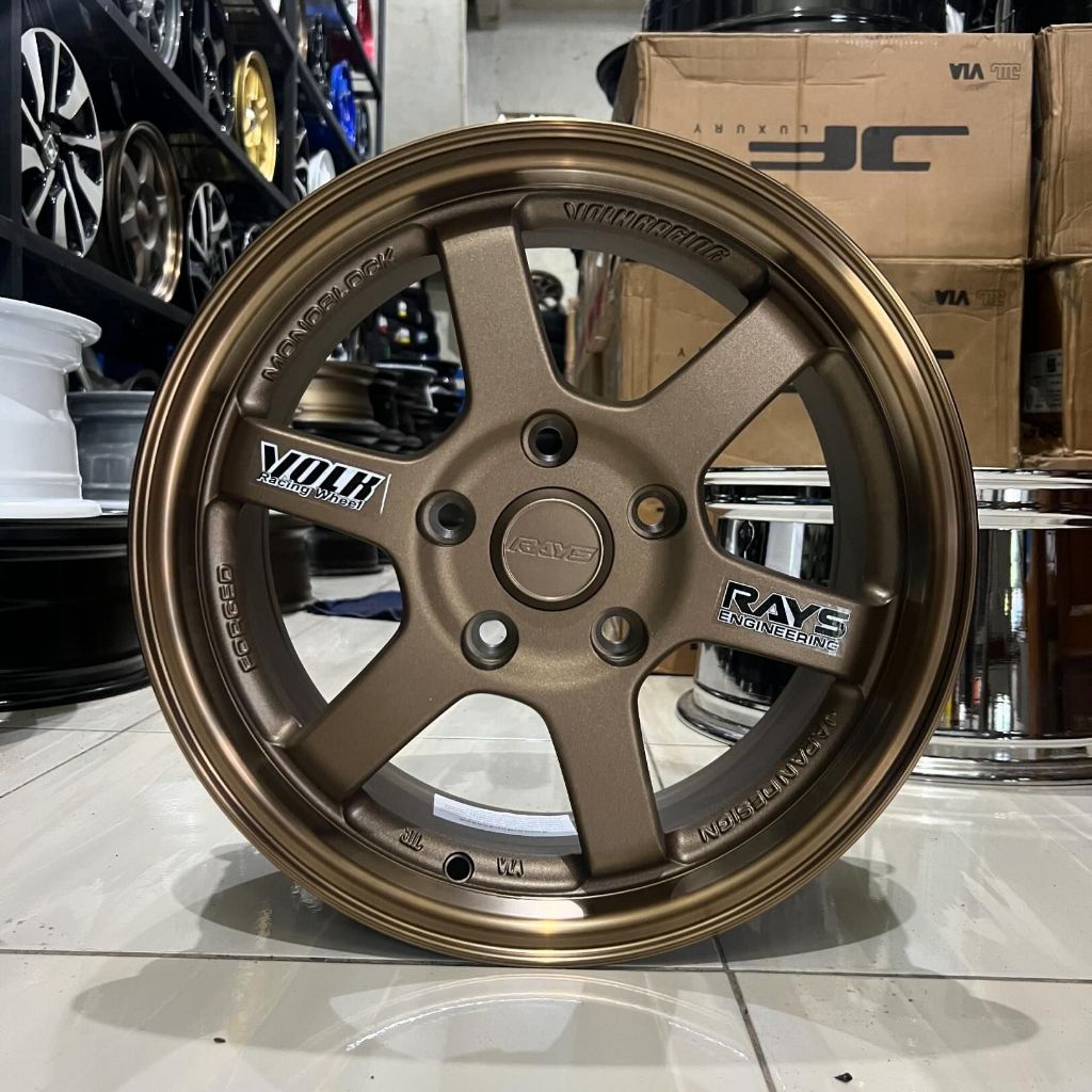 velg mobil ertiga ring 15 lebar 7 velg racing te37 pcd 5x114,3 grandmax,luxio,L300.innova