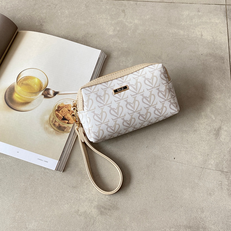 RECOMENDED Enji Chija Pouch  Cream