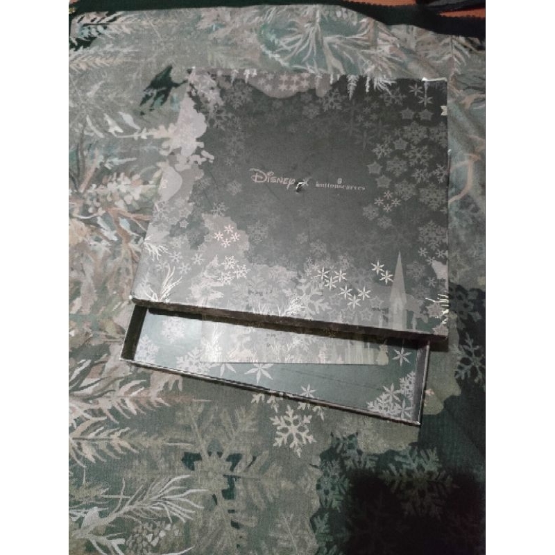 Button scarves Disney Frozen