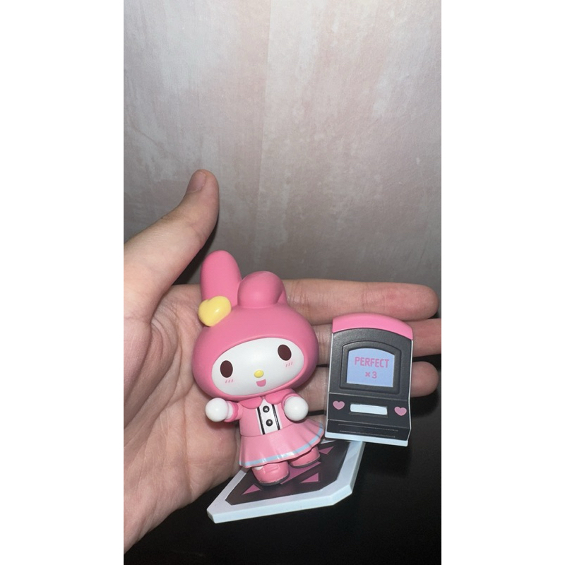 PRELOVED My Melody Sweet Besties Sanrio Characters (DANCE MACHINE MELODY)