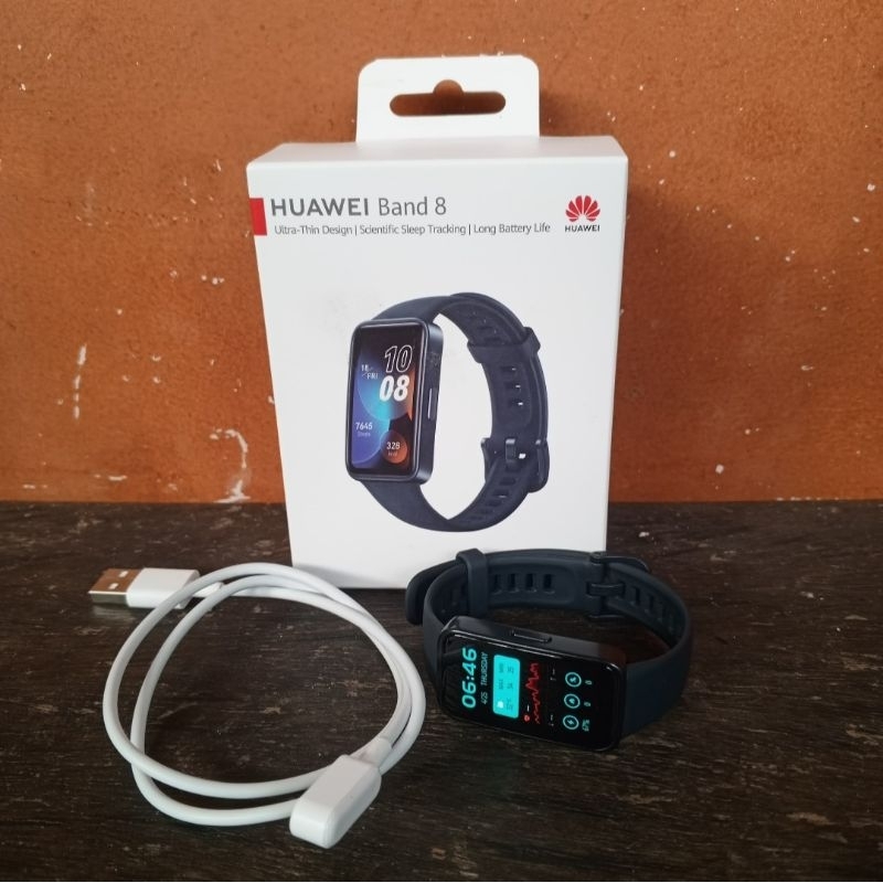 Preloved Huawei Band 8 second smartband