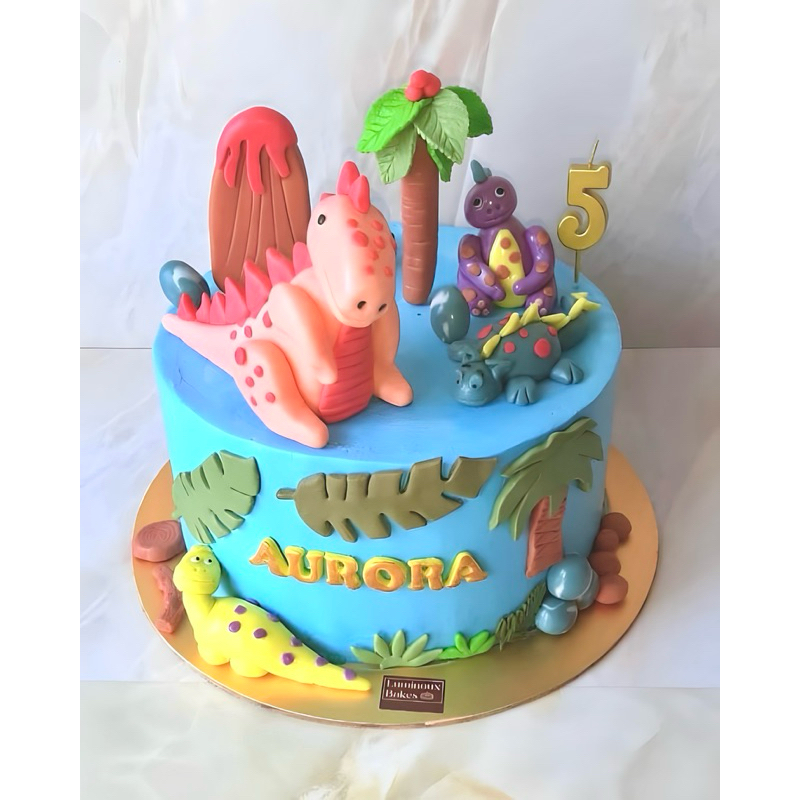 

DINOSAURUS 3D FONDANT CUSTOM CAKE