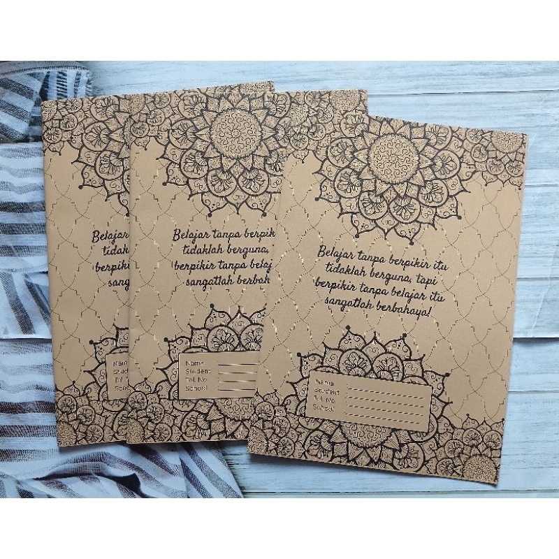 

(20LBR) SAMPUL BUKU COKLAT KWARTO SMPLNK-01/ SAMPUL SIDU