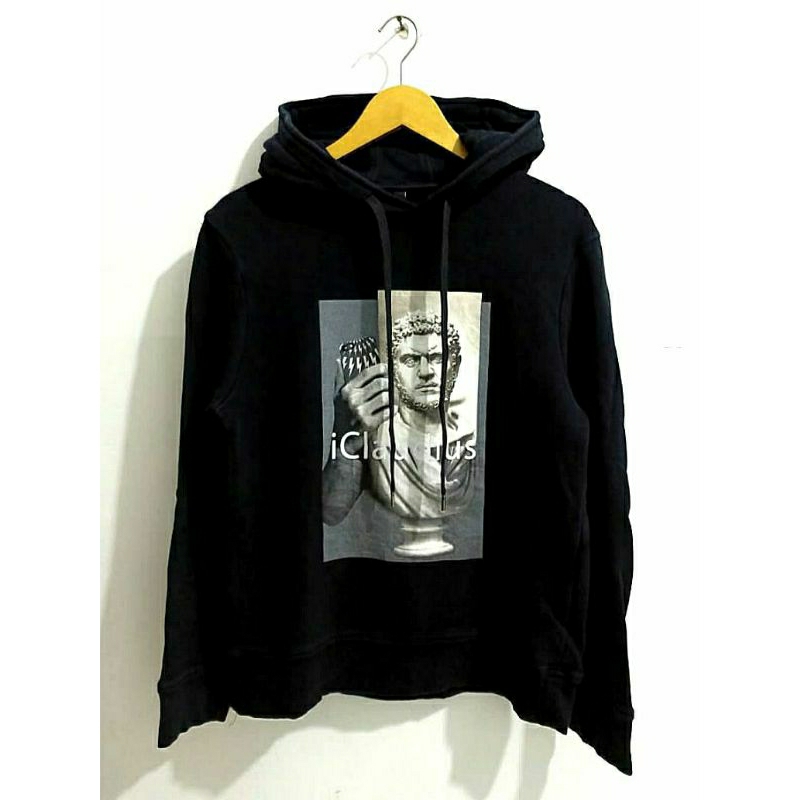 Hoodie "Neil Barrett" dan "Off White"