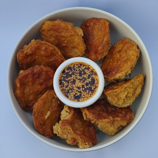 

Tahu Walik Ayam PREMIUM (FROZEN FOOD) - Tahu Beku Lima Tujuh (Frozen Side Dish/ Supplier Cafe)