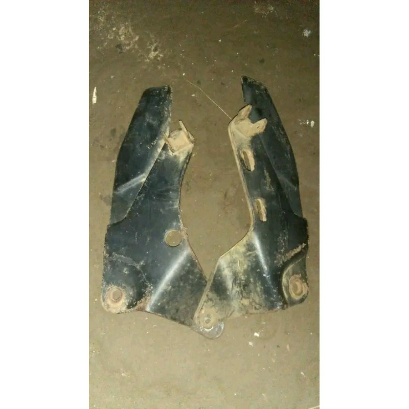 power footstep postep belakang Suzuki crystal
