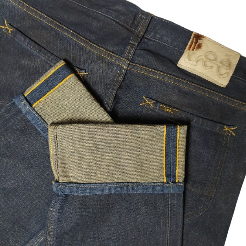 celana Lee selvedge gold lebel 101z 🇵🇱 ( size 34-35 )