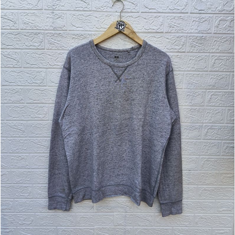 crewneck uniqlo original