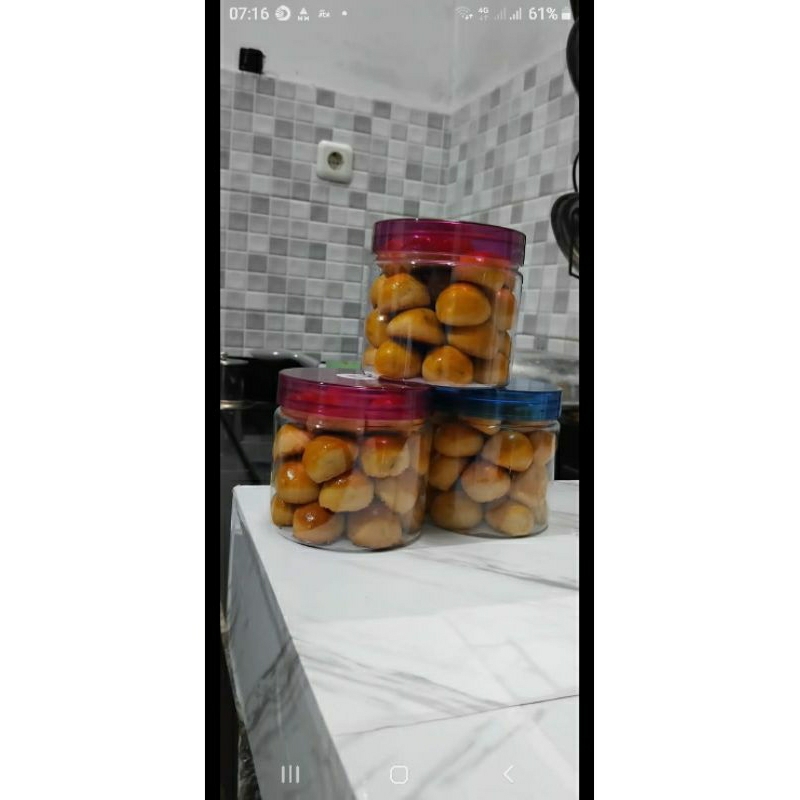 

Kue nastar nenas 300gr