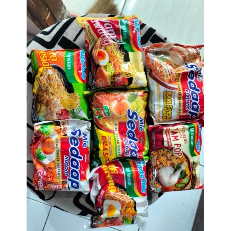 

mie indomie dan mie sedap