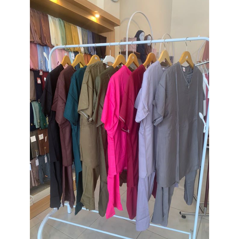 ONE SET Polos J&L Aman Busui, Lengan pendek, Bahan Rayon Premium