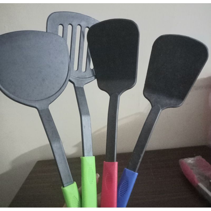 SUTIL PLASTIK 1SET ISI 4