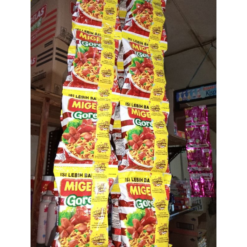 

mie gelas goreng renteng 10sachet