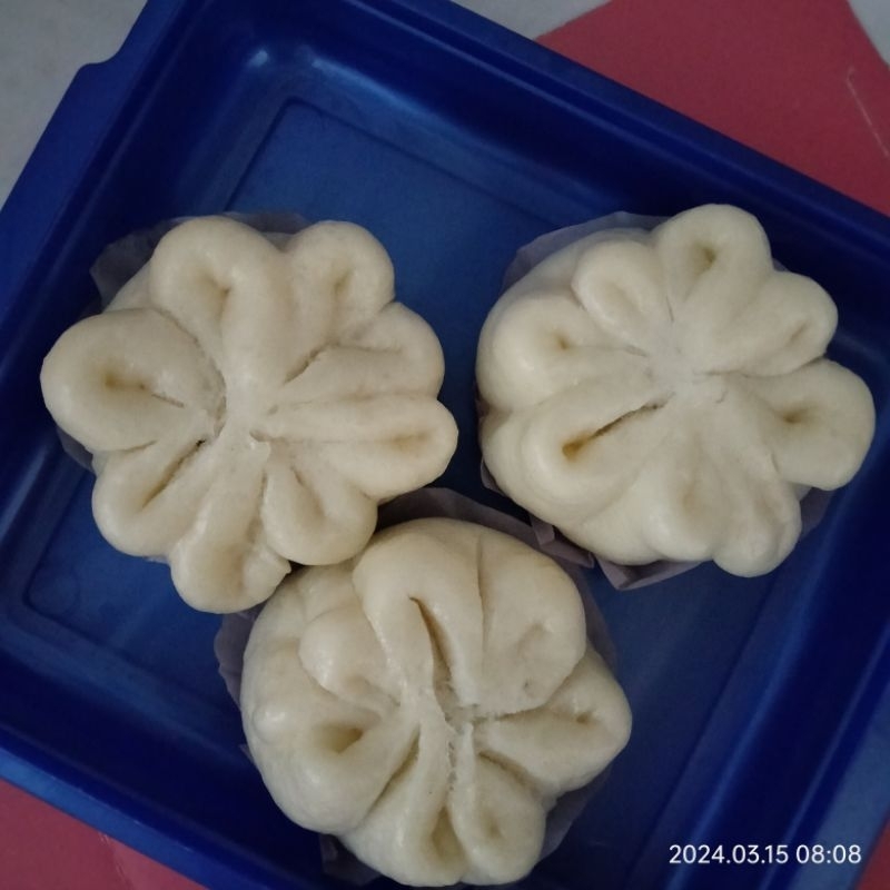 

Bakpao isi ayam per 5 pcs