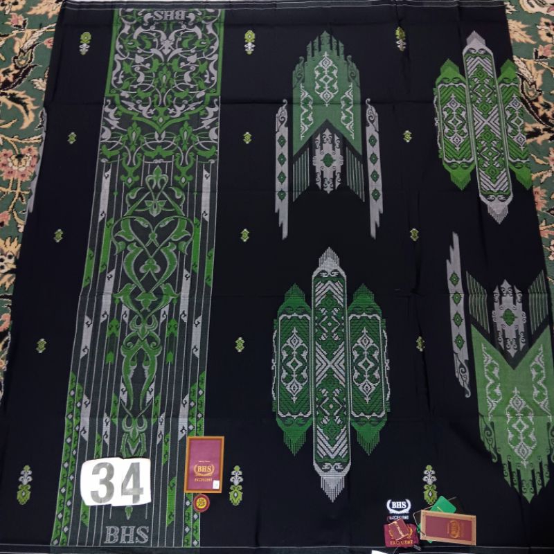SARUNG BHS EXCELLENT GOLD E58 JGP 34 HITAM JACQUARD