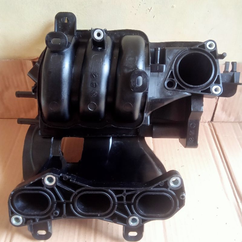 INTAKE MANIFOLD DAIHATSU SIGRA 1.0 ORIGINAL