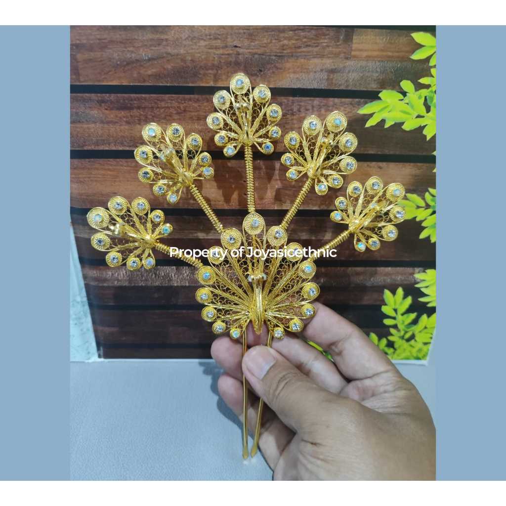 Pinang Goyang | Model Merak | Aksesoris Pengantin Pria Makassar