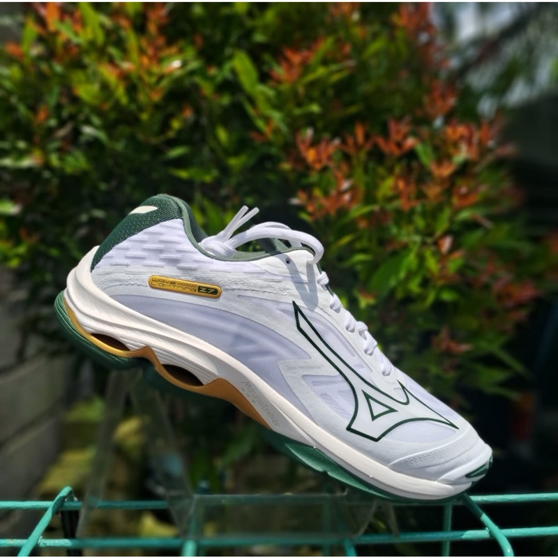 Sepatu Voli Mizuno Wave Lightning Z7 low Original new
