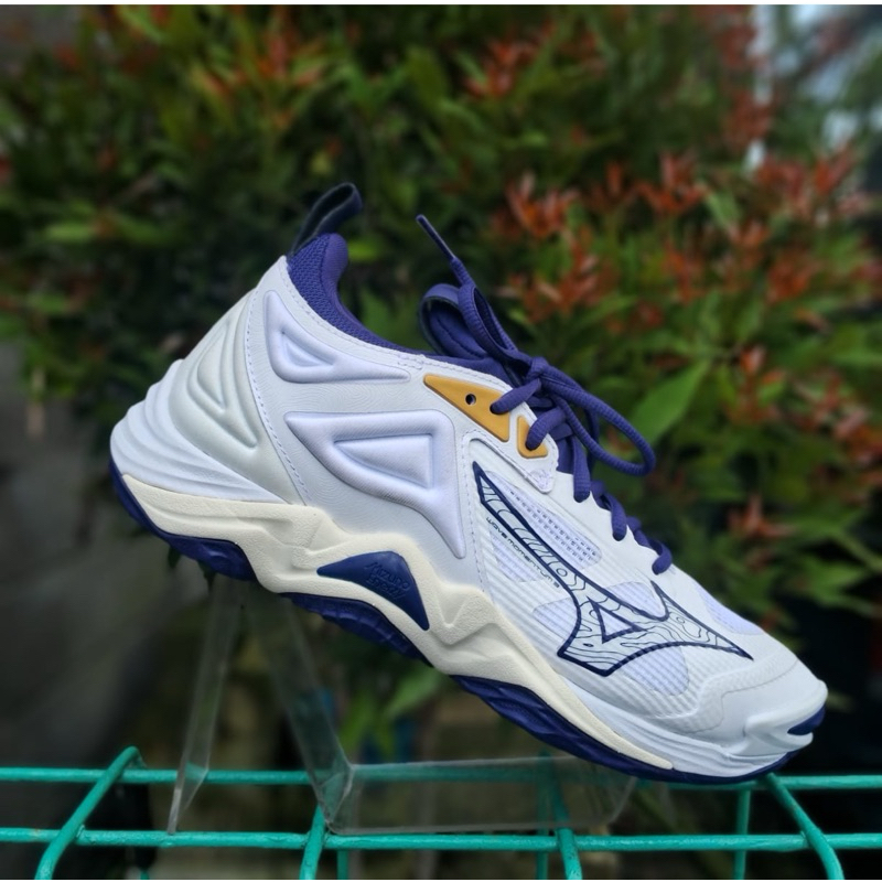 Sepatu Voli Mizuno Wave Momentum 3 Low Original