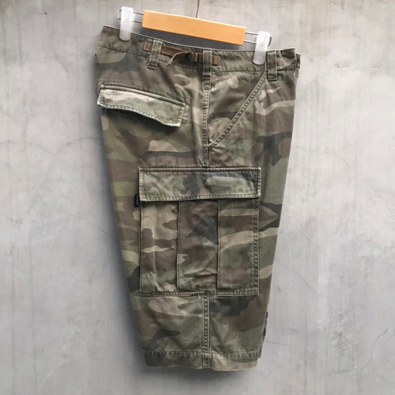 Celana Pendek by Avirex Cargo Army Camo Short Pants sz33-34