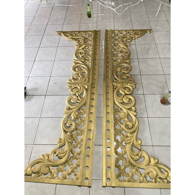 poni dekorasi spon karet