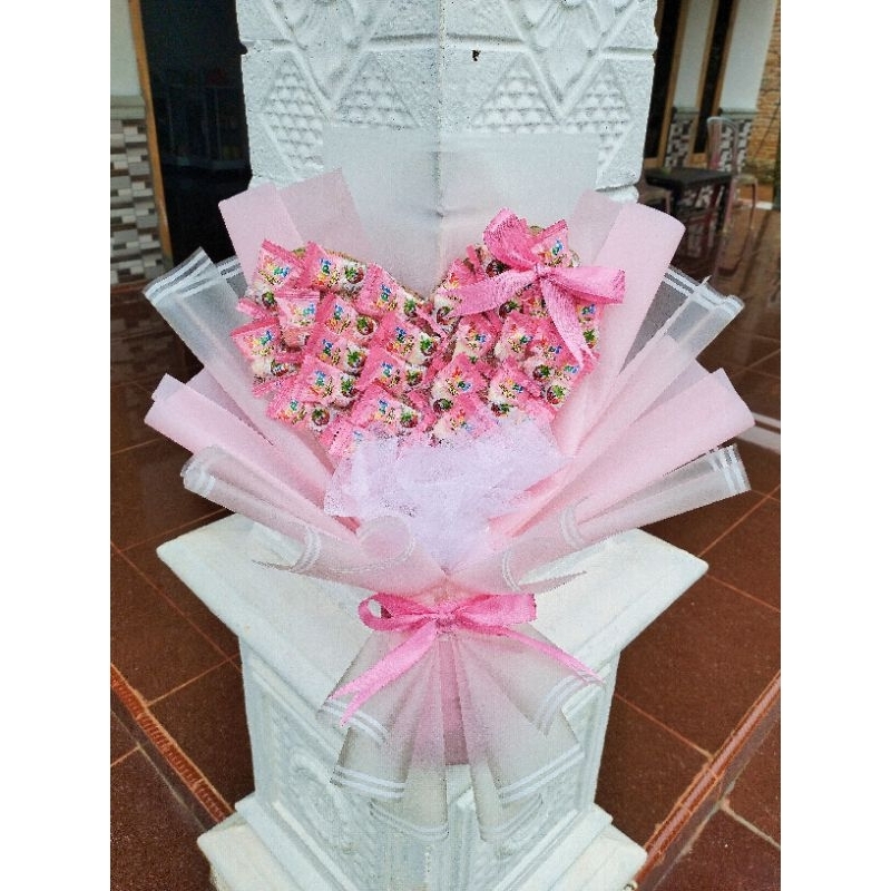 

Bouqet yuppi love pink