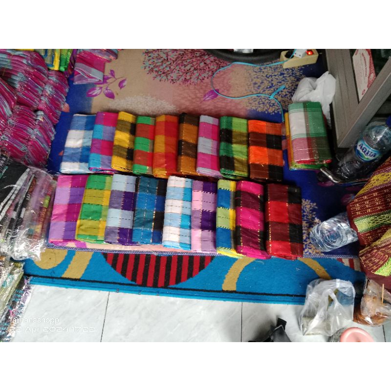 sarung KDI, sarung kotak kecil bugis, sarung adat bugis makassar