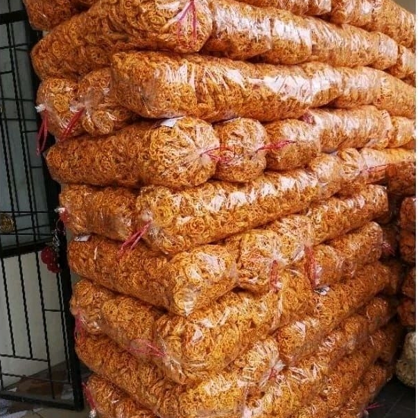 

Kerupuk Seblak Pedas|Keripik Krupuk Pedas Kemasan 1000gram| Seblak Kencur Bantat Pedas|Kerupuk Mini Pedas
