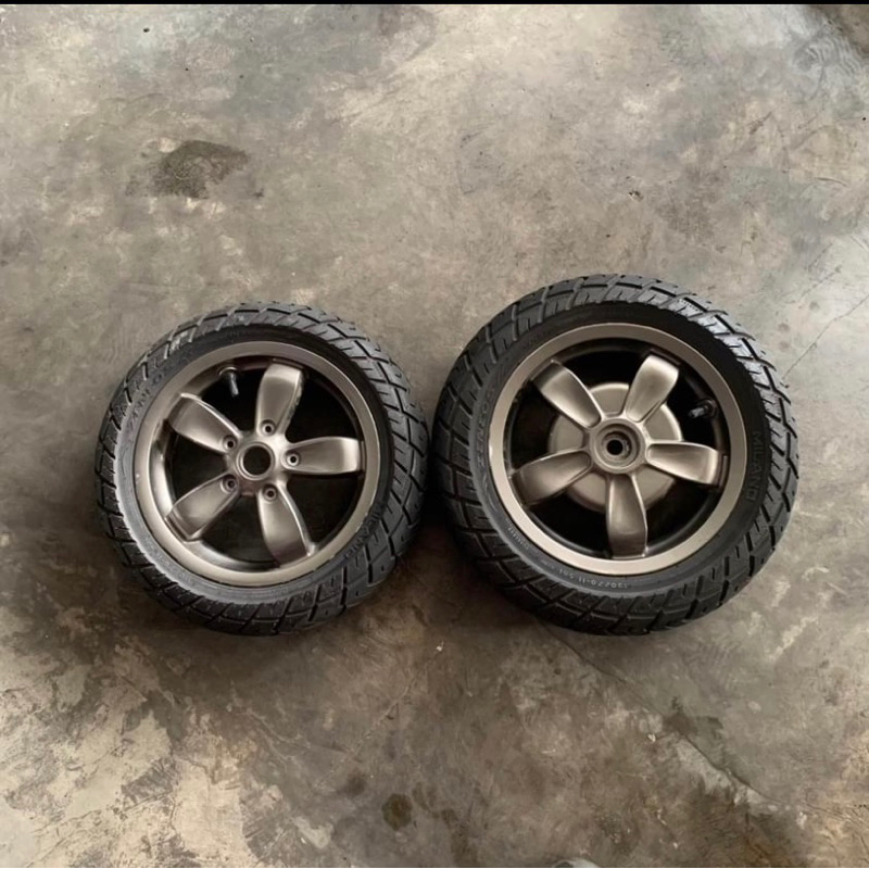 velg vespa primavera ring 11 + ban