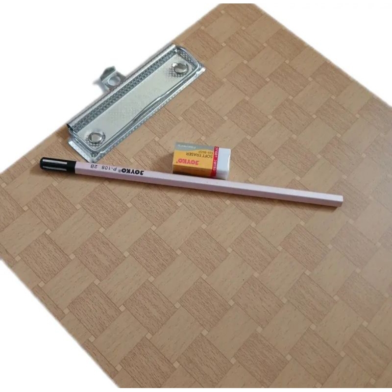 

SEPAKET CLIPBOARD KAYU PAPER SIZE F4 , PENSIL 2B dan PENGHAPUS Stationery