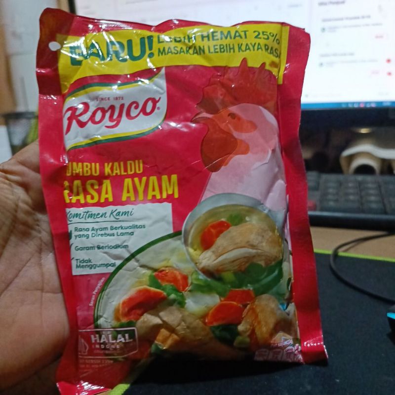 

Royco Bumbu Kaldu Ayam Penyedap Rasa 220gr x 2pcs