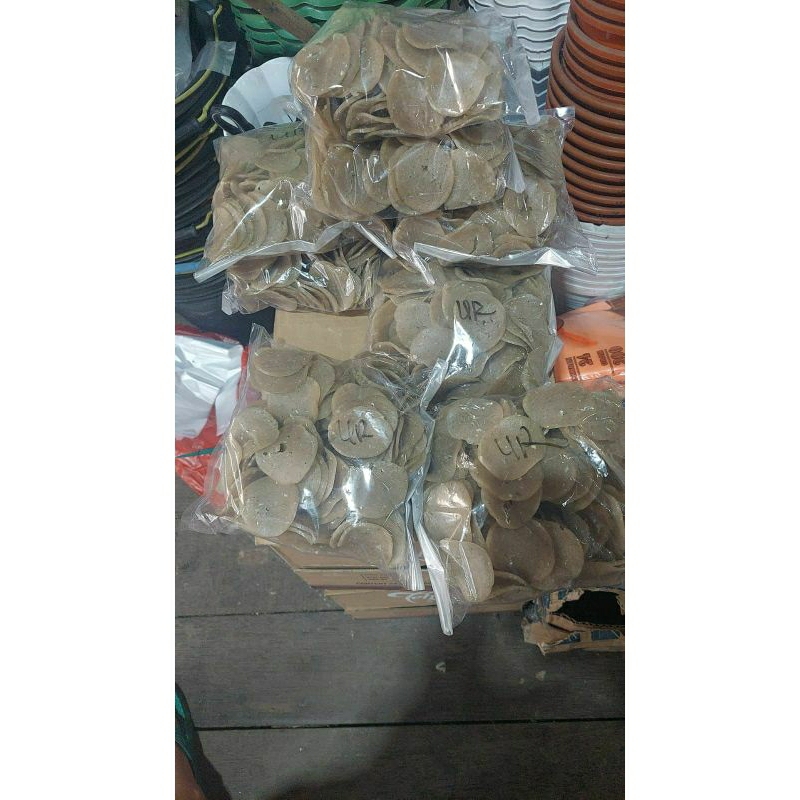 

kerupuk ikan asli kapuas hulu
