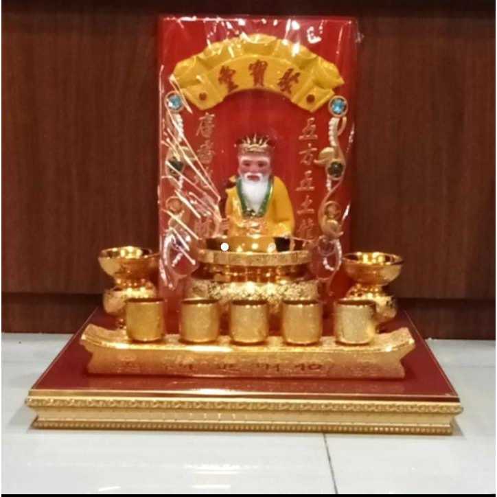 Alas/Tatakan/Altar/Dudukan Tecukong Dewa Bumi