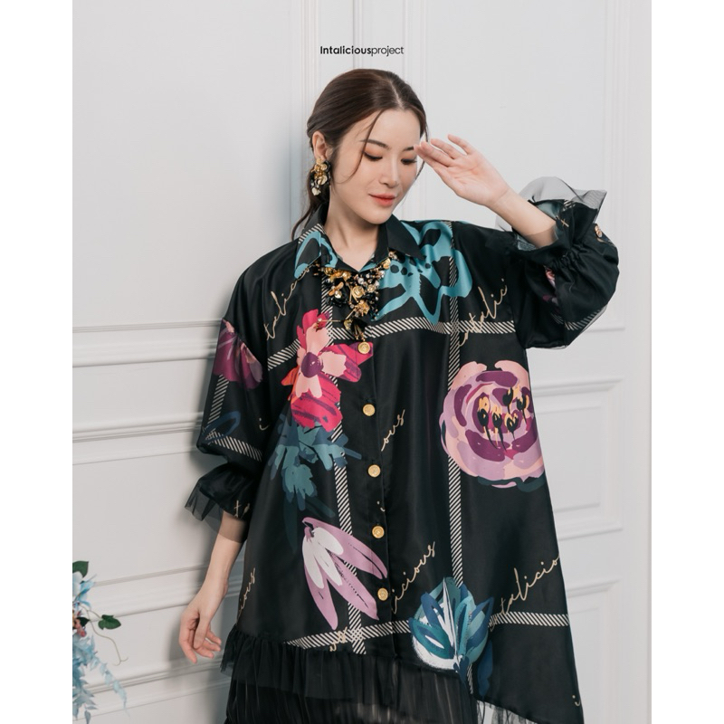 [𝙄𝙣𝙩𝙖𝙡𝙞𝙘𝙞𝙤𝙪𝙨] Lavanya Tunic in Nisheetha