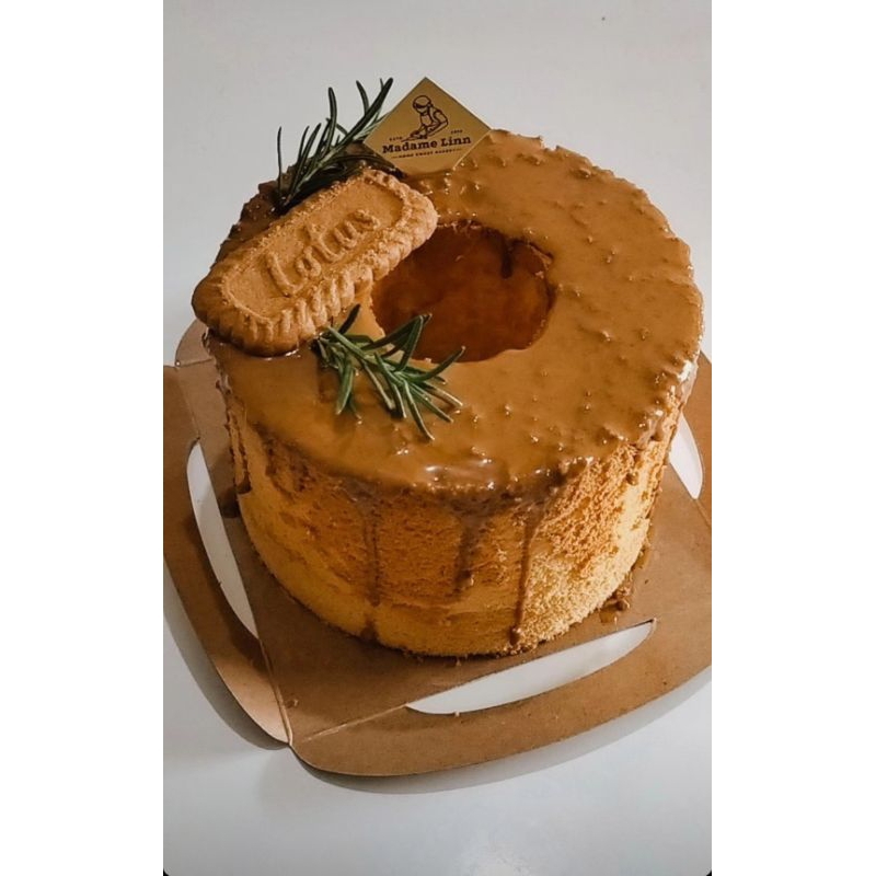 

CHIFFON CAKE VANILA UKURAN 14 CM