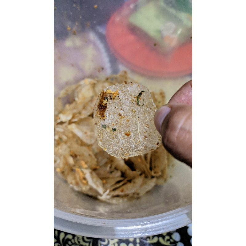 

KRIPIK KACA / KRIPIK KACA 500gr DAUN JERUK / KERIPIK KACA REMPAH BELEDAG / KRIPIK KACA ABAH