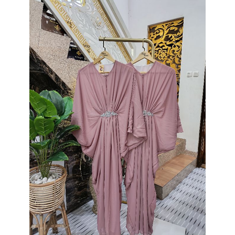 kaftan dress only warna dusty pink