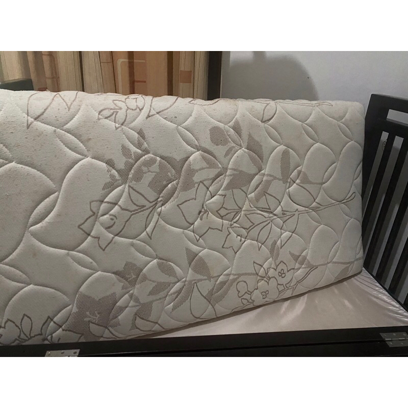 preloved kasur latex box bayi (kasurnya saja)