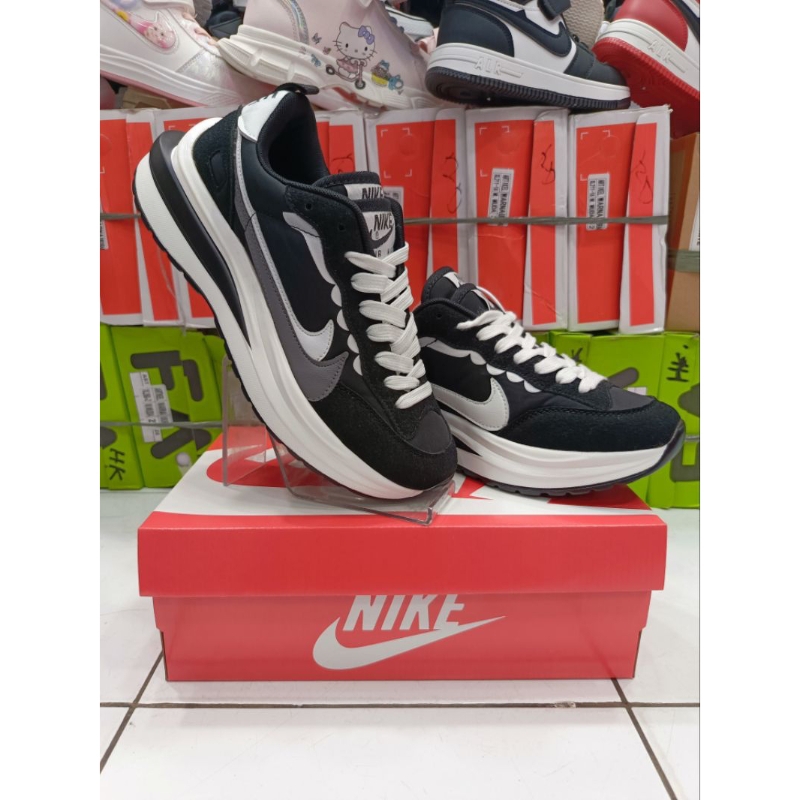 Nik3 Sacai Impor Premium Grade ORI VIETNAM BNIB hitam