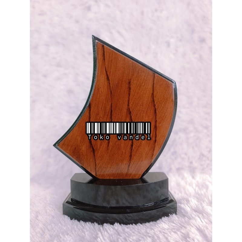 PLAKAT KAYU CINDERAMATA WISUDA ,KKN.