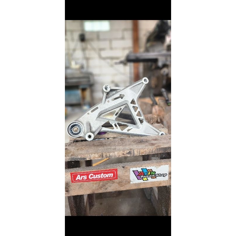 arm vario 125 keyles   custom coak