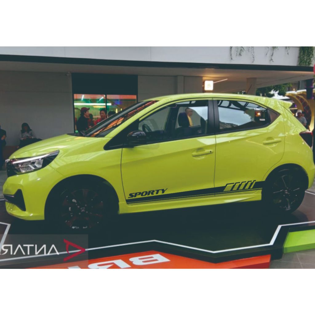 Stiker Mobil Cutting Brio Sport Kuning Putih Merah 2023 terbaru minimalis